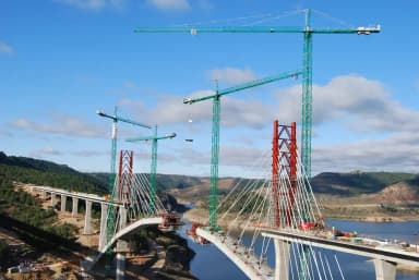 heavy-lift-tower-crane